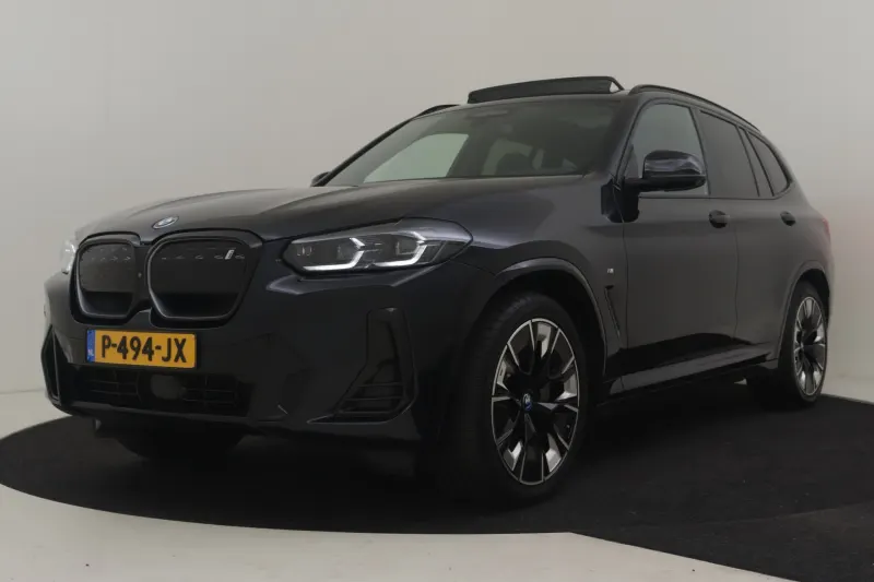 BMW iX3 (2022)