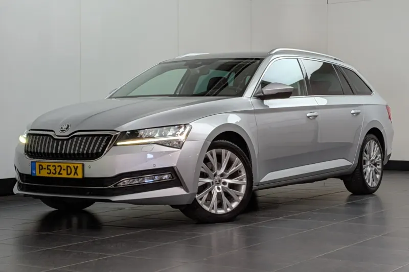 Škoda Superb (2021)
