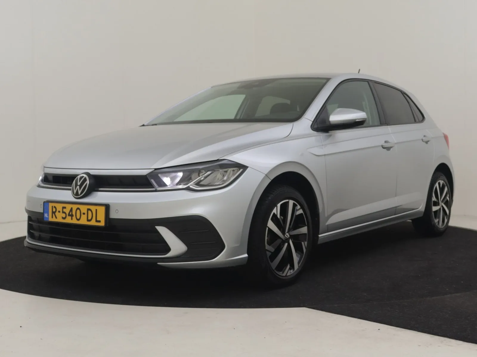 Volkswagen Polo (2022) — foto 1