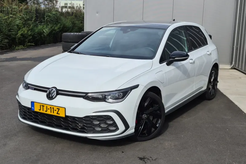 Volkswagen Golf (2022)