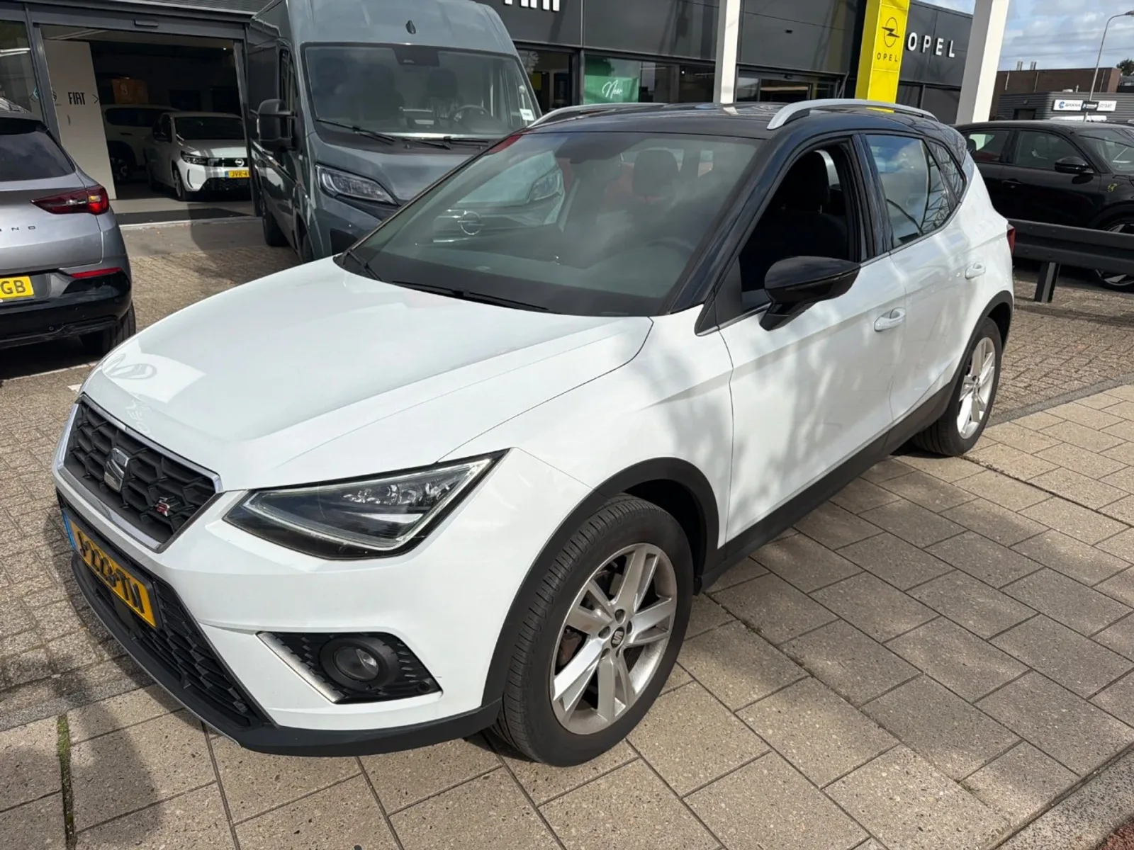 SEAT Arona (2019) — foto 1