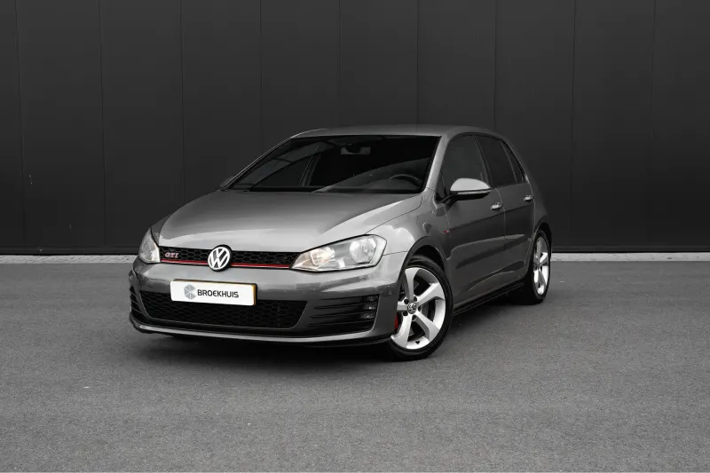 Volkswagen Golf (2014)