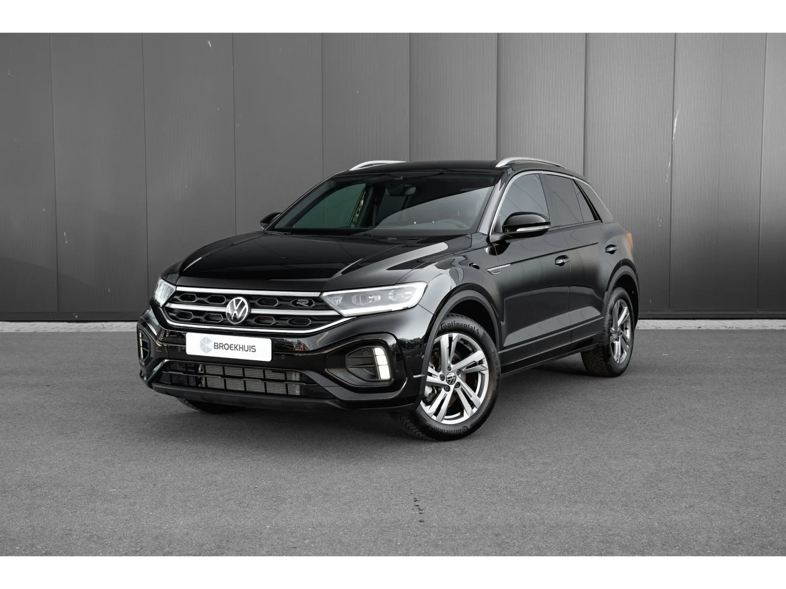 Volkswagen T-Roc (2025) — foto 1