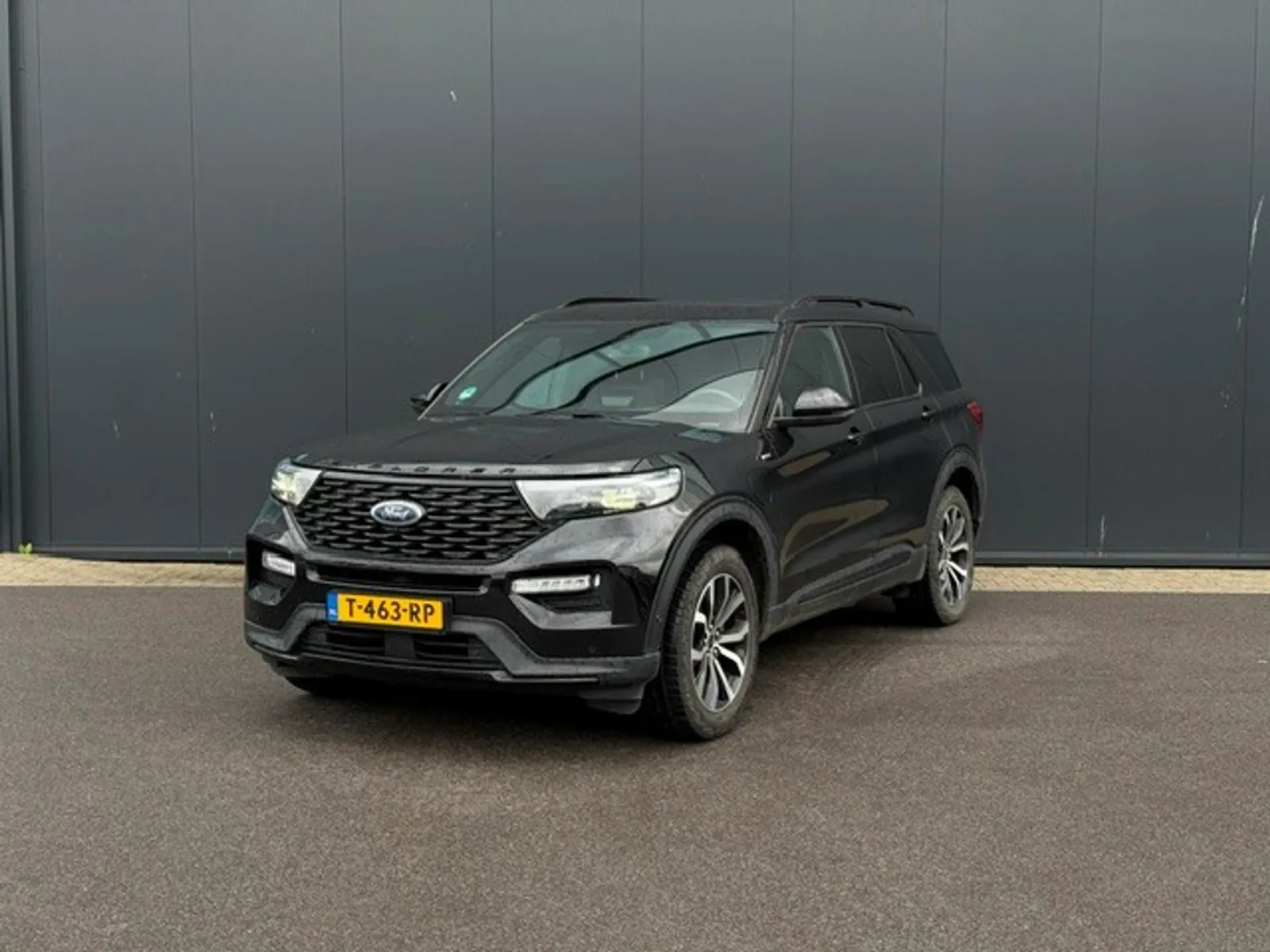 Ford Explorer (2021) — foto 1