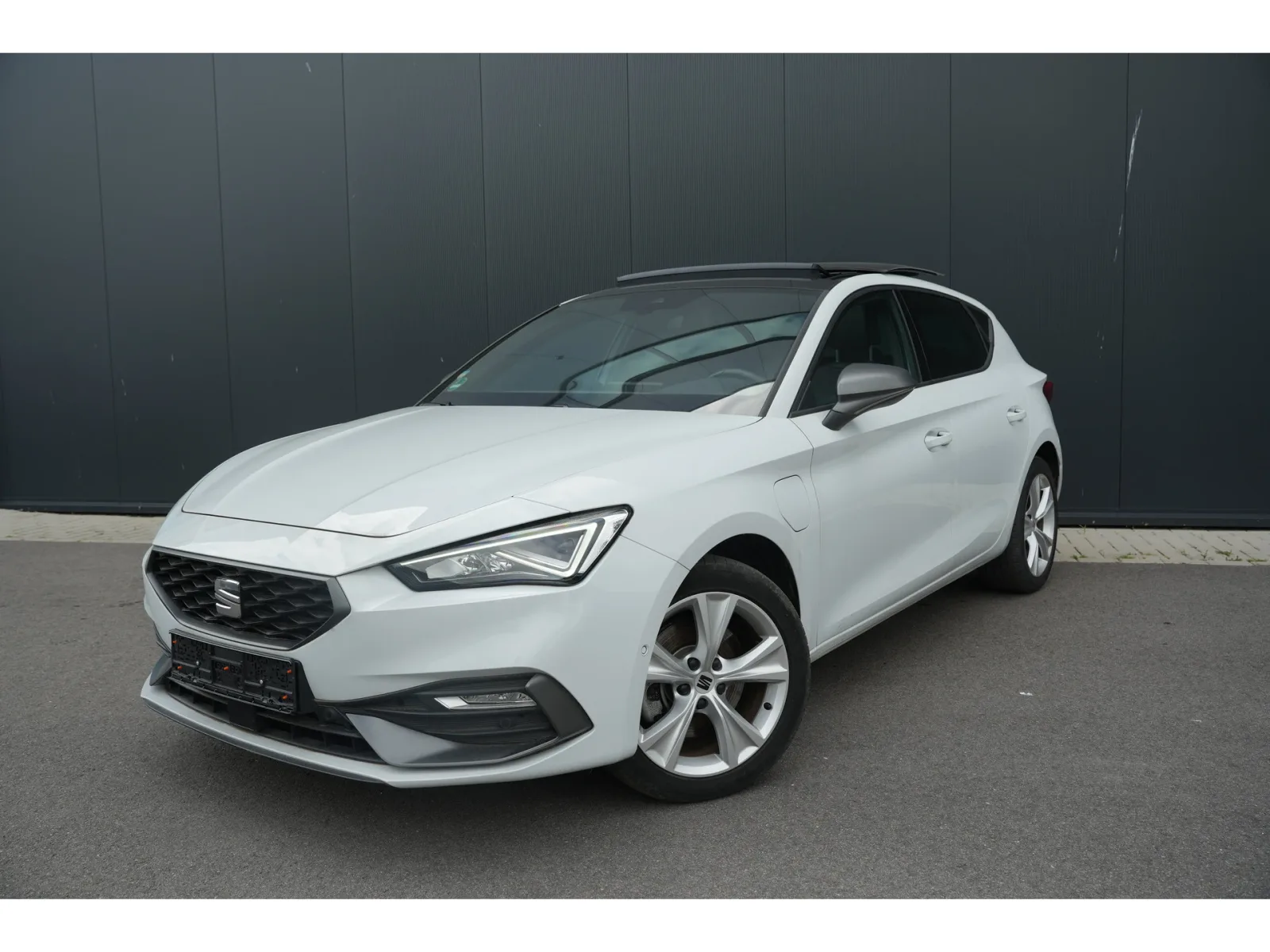 SEAT Leon (2021) — foto 1