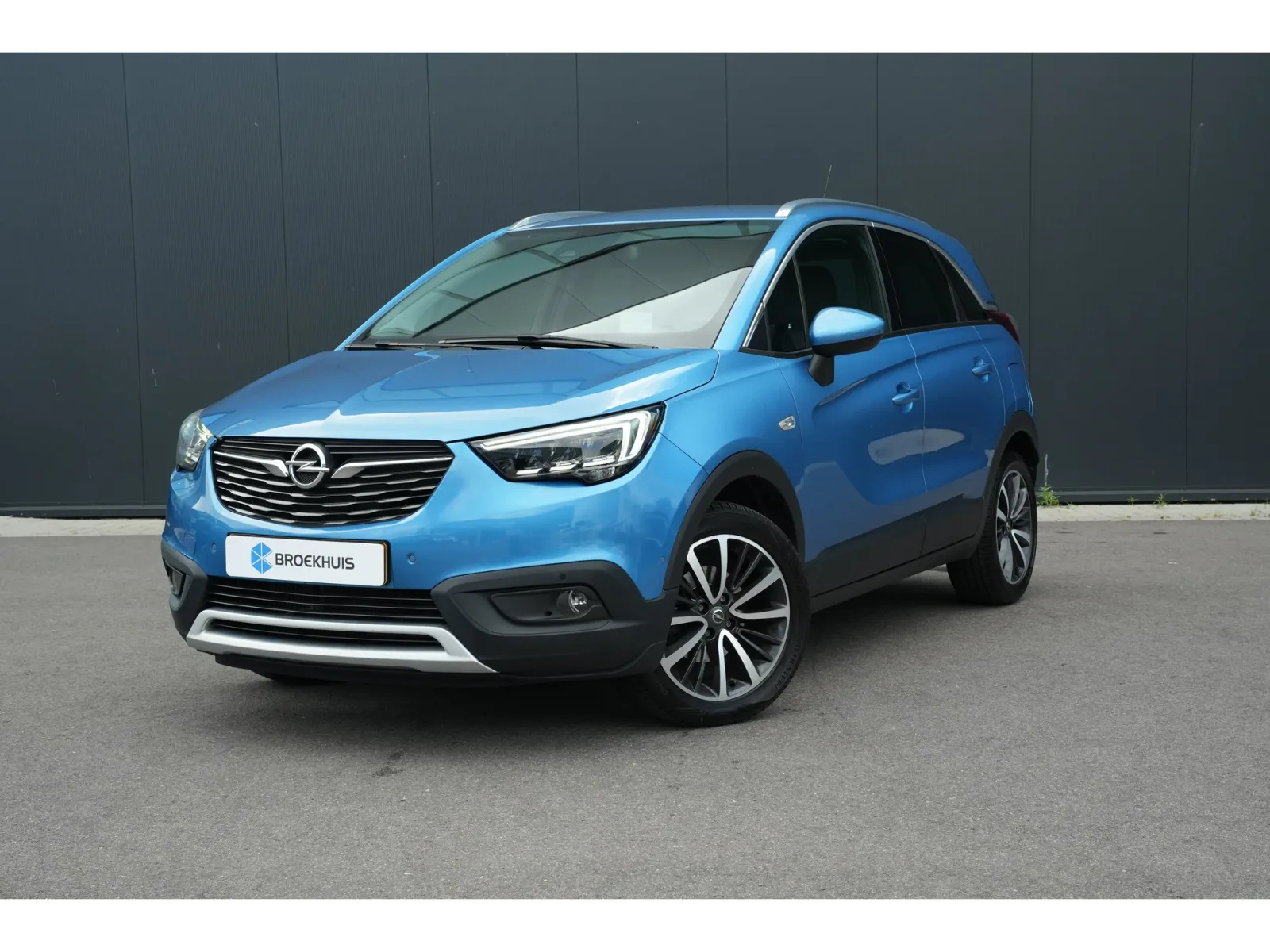 Opel Crossland (2018) — foto 1