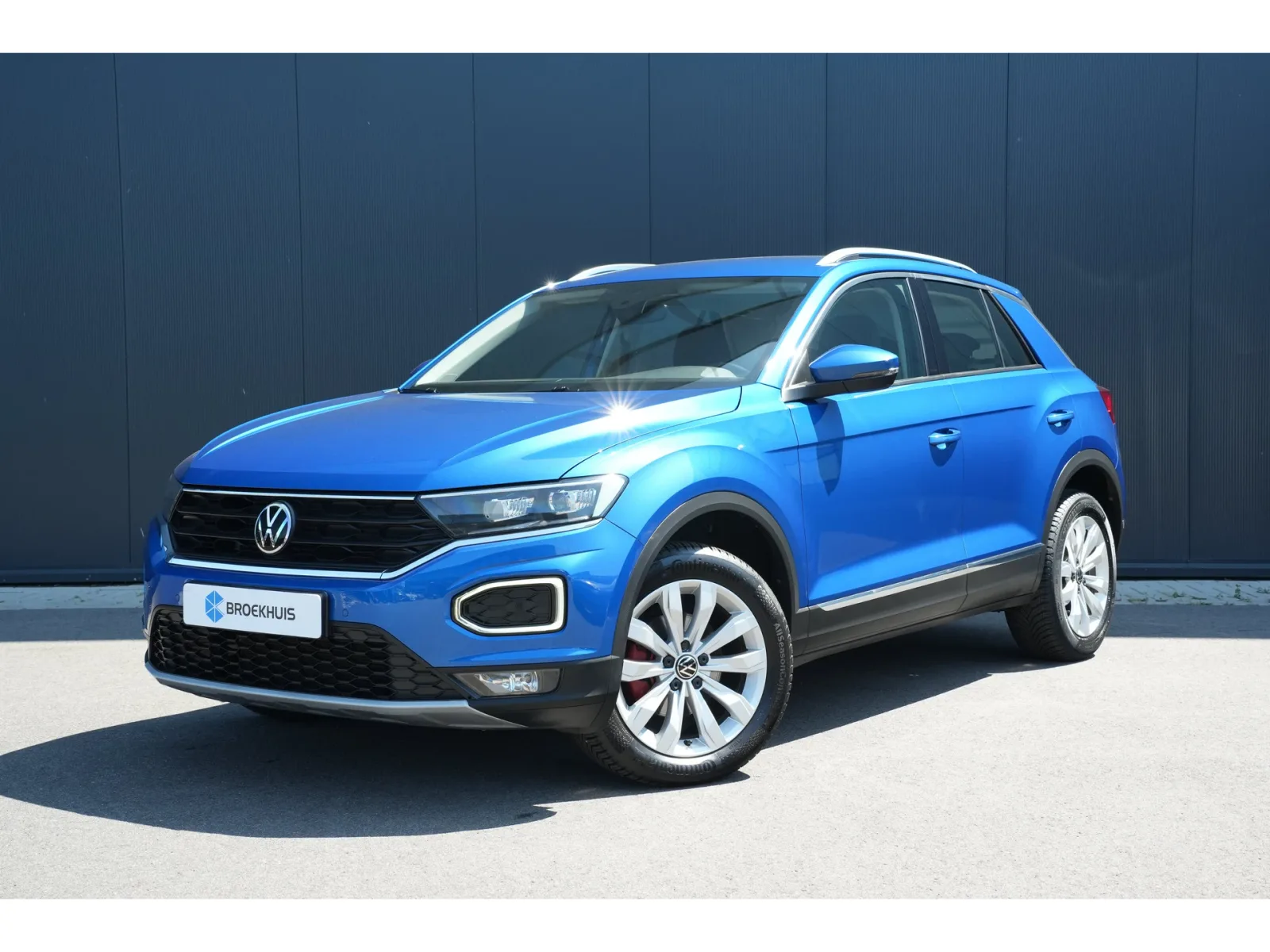 Volkswagen T-Roc (2021) — foto 1