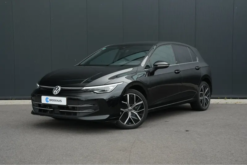 Volkswagen Golf (2024)