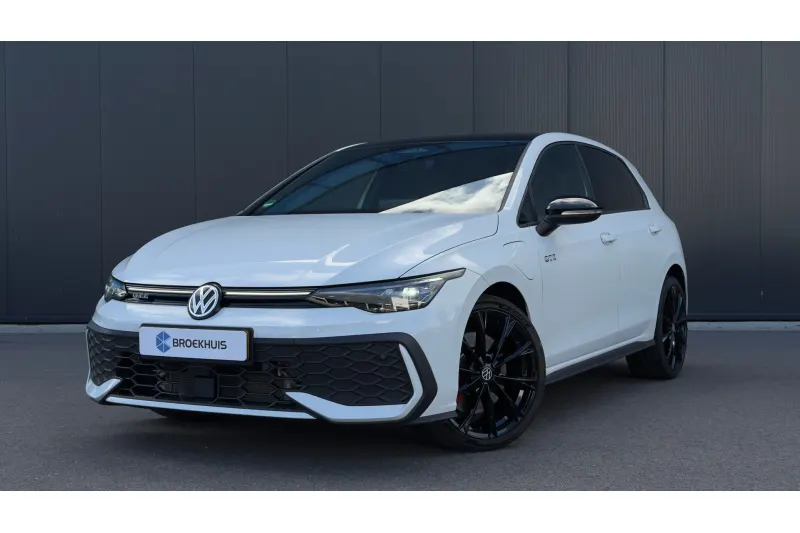 Volkswagen Golf (2025)