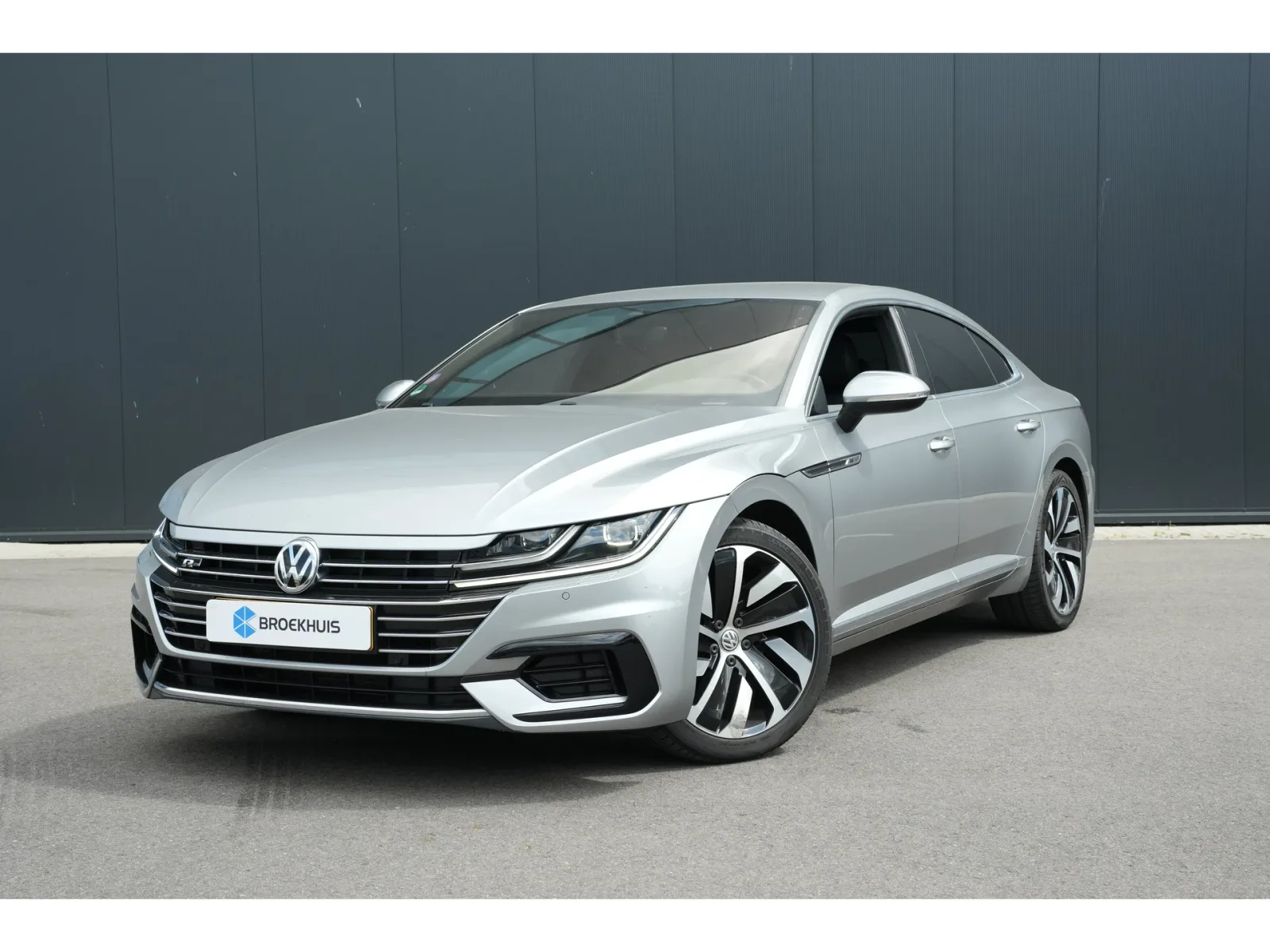 Volkswagen Arteon (2020) — foto 1