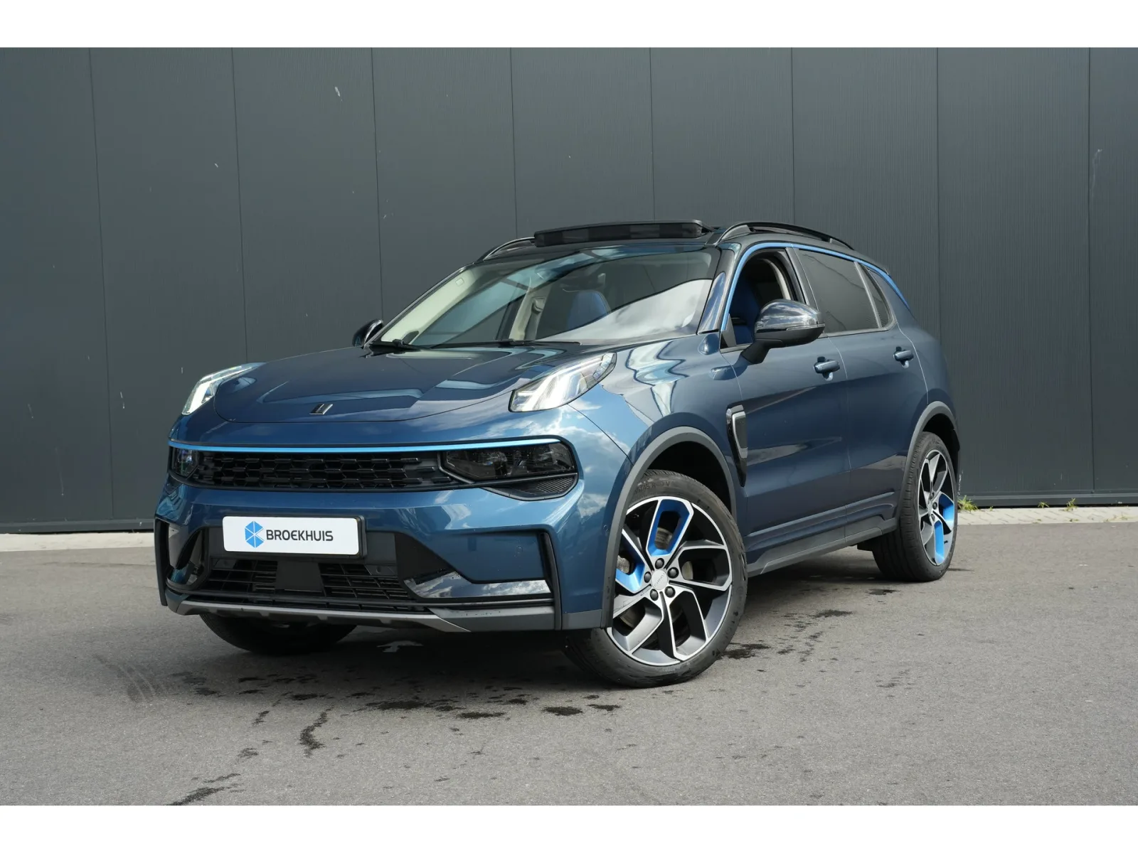 Lynk & Co 01 (2022) — foto 1