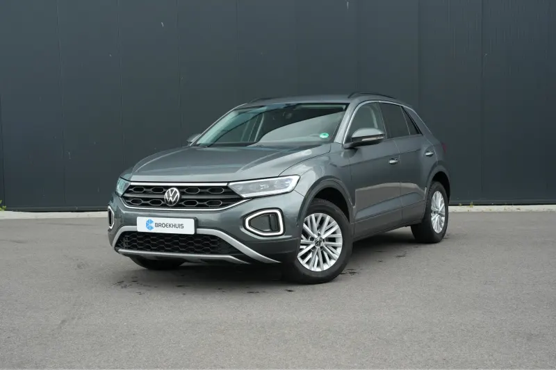 Volkswagen T-Roc (2023)