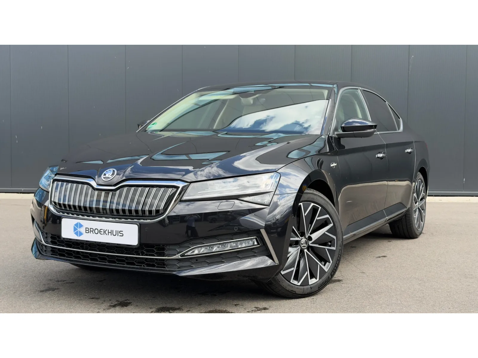 Škoda Superb (2022) — foto 1