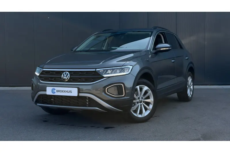 Volkswagen T-Roc (2024)