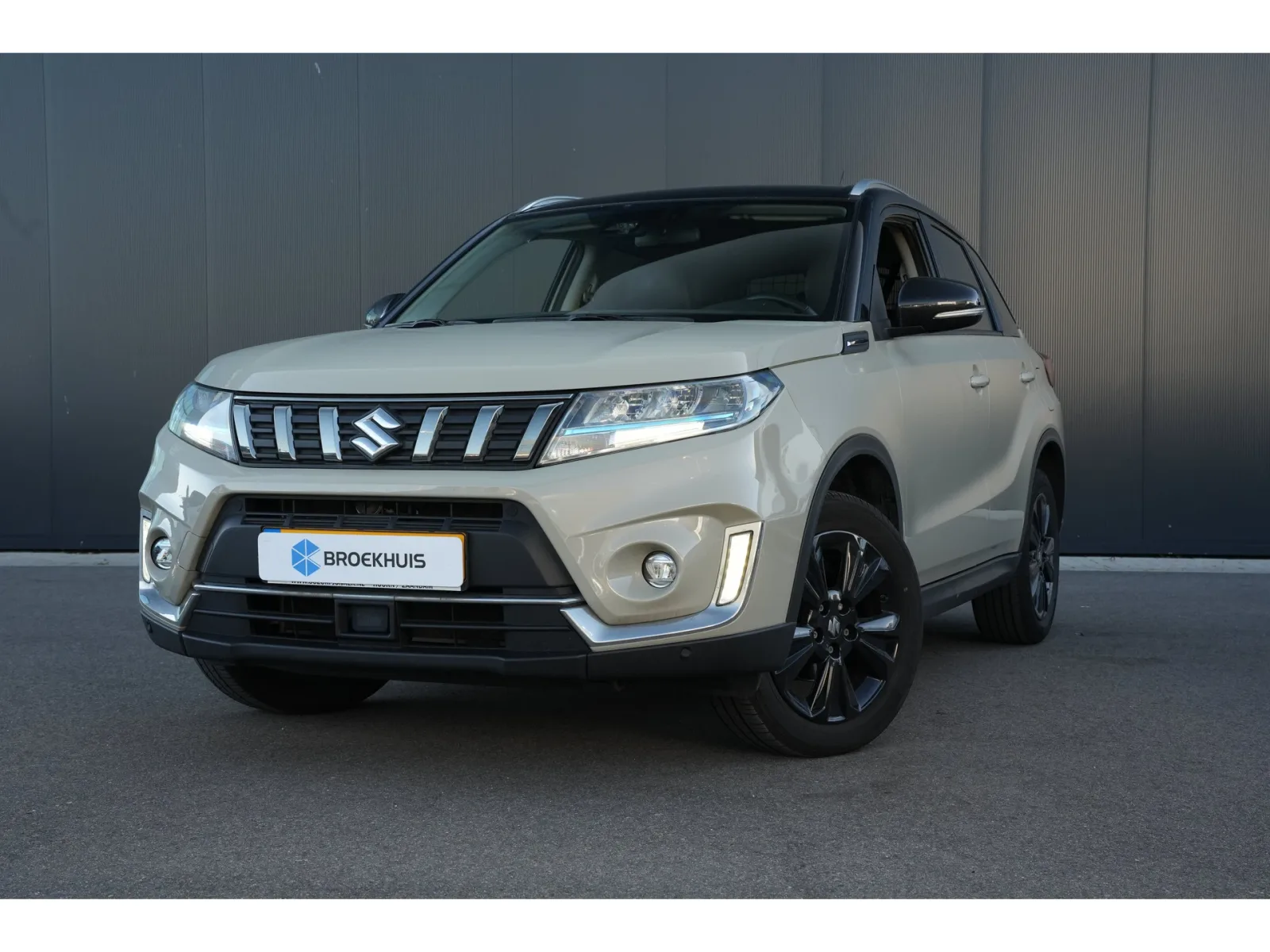 Suzuki Vitara (2023) — foto 1