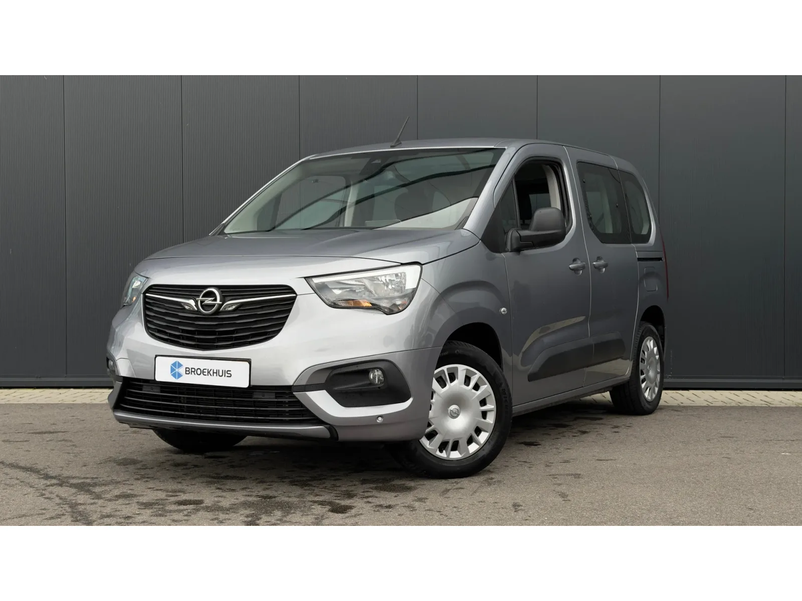 Opel Combo-e Life (2021) — foto 1