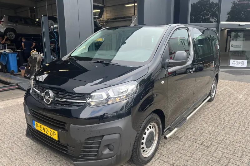 Opel Vivaro-e (2022)