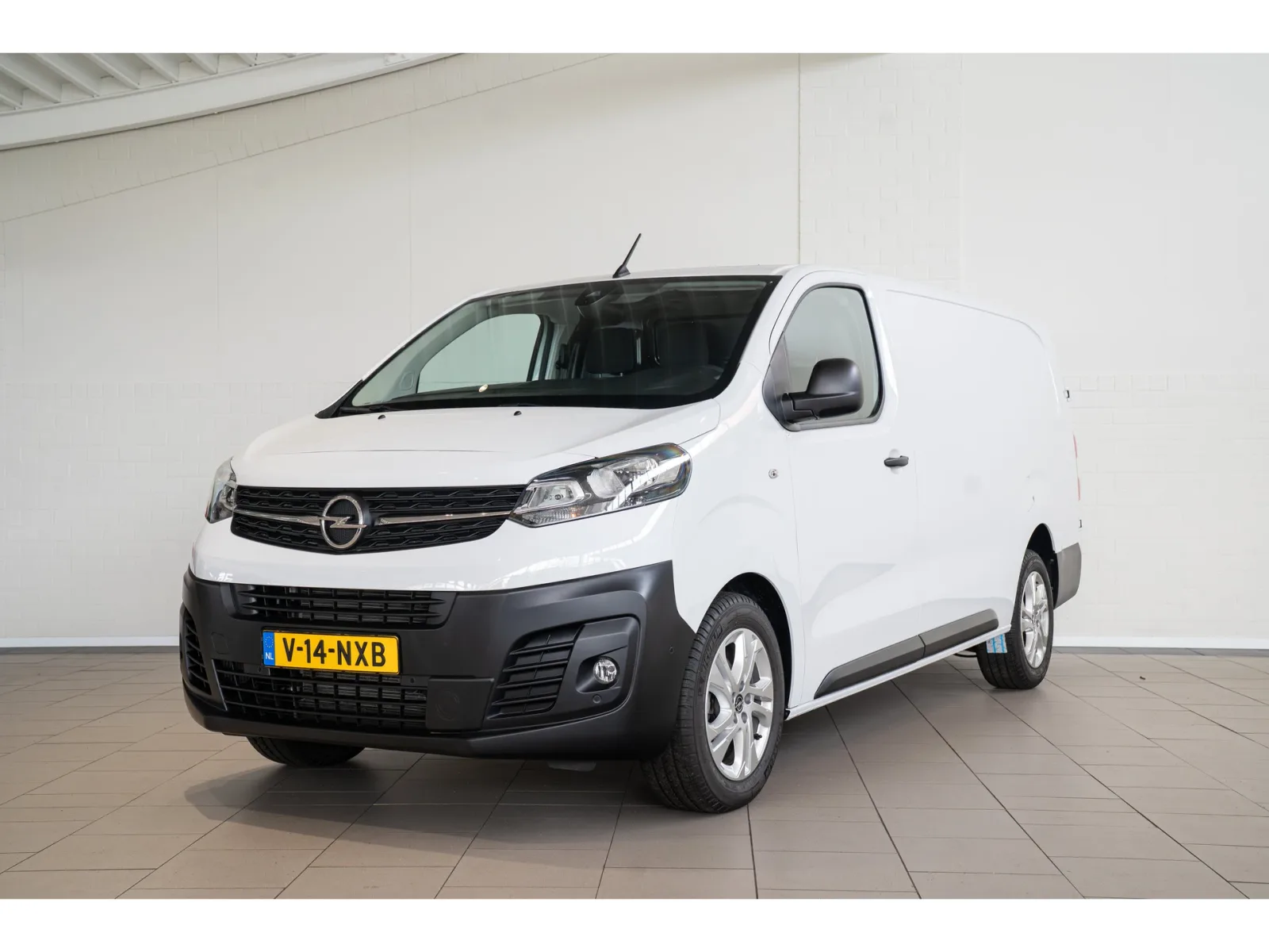 Opel Vivaro (2024) — foto 1