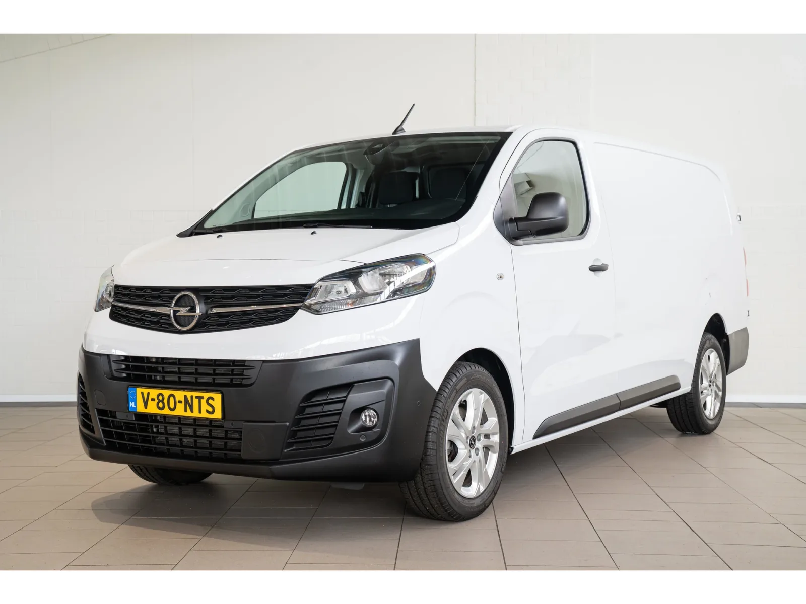 Opel Vivaro (2024) — foto 1