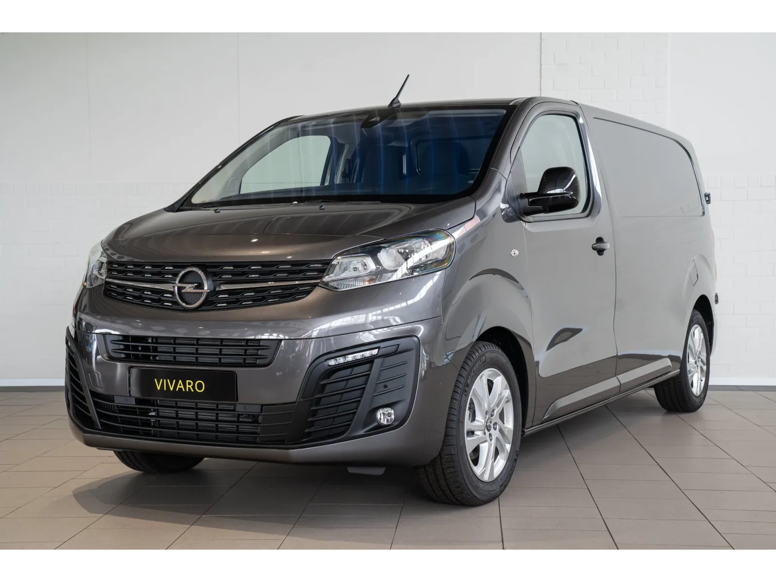 Opel Vivaro (2024) — foto 1