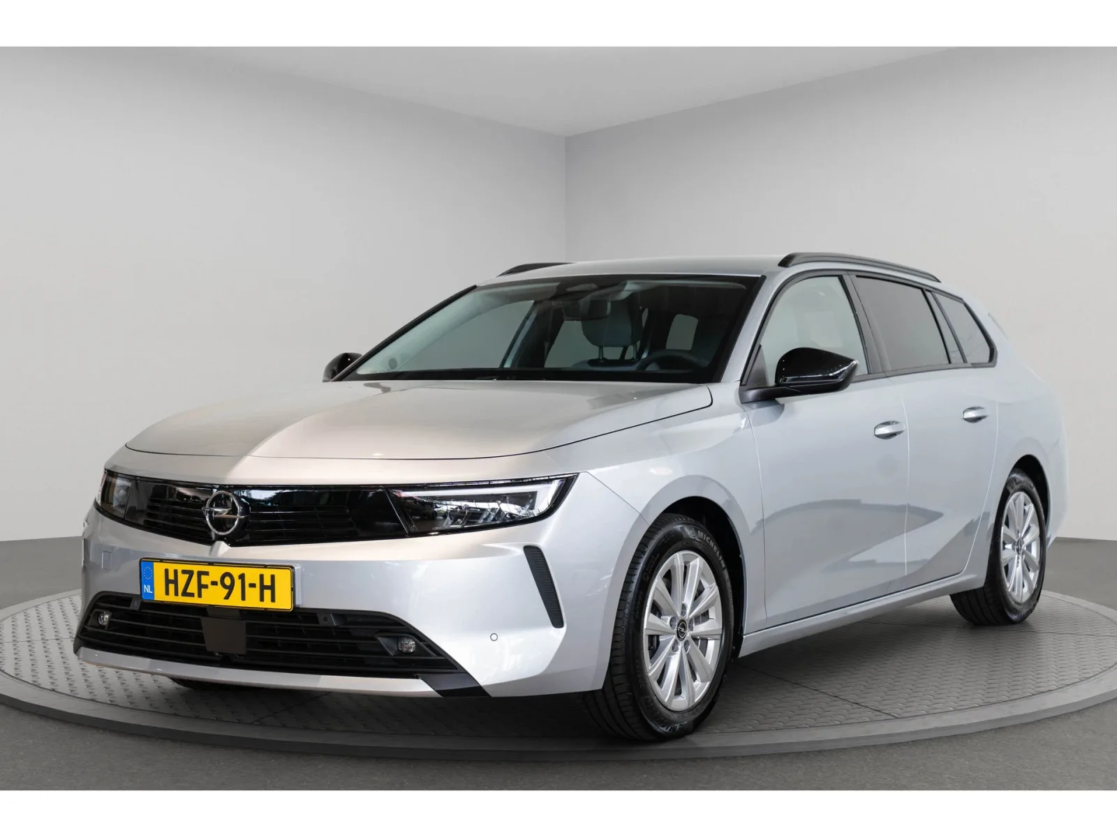 Opel Astra Sports Tourer (2025) — foto 1