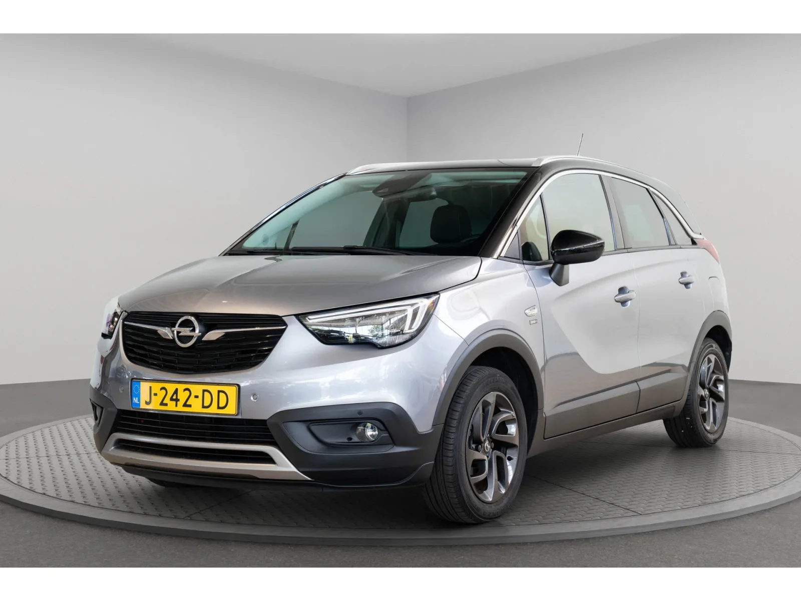 Opel Crossland X (2020) — foto 1