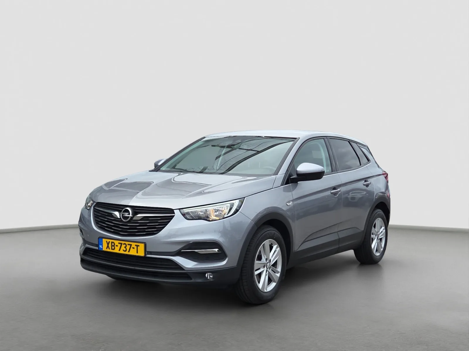 Opel Grandland X (2018) — foto 1