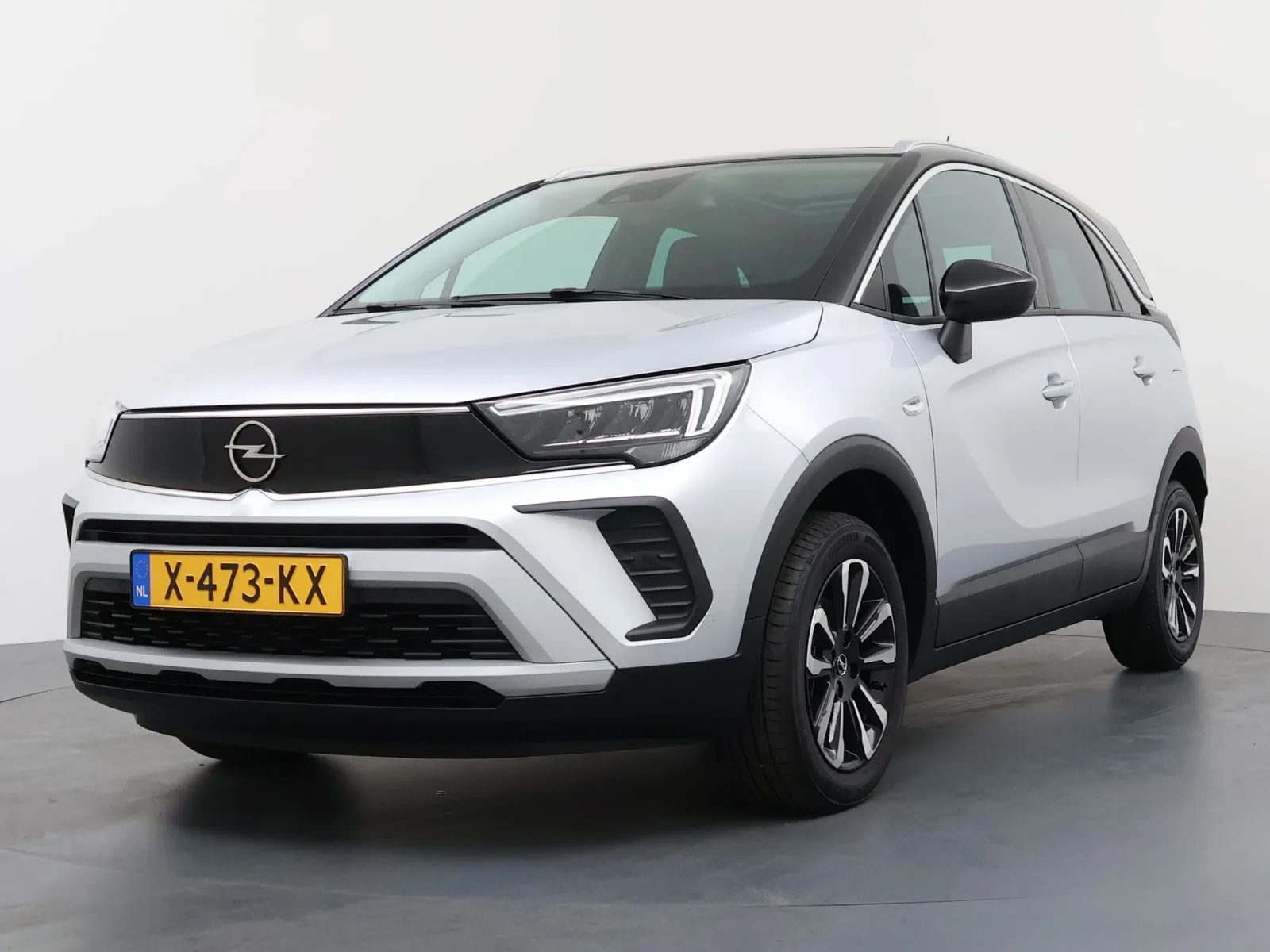 Opel Crossland (2023) — foto 1