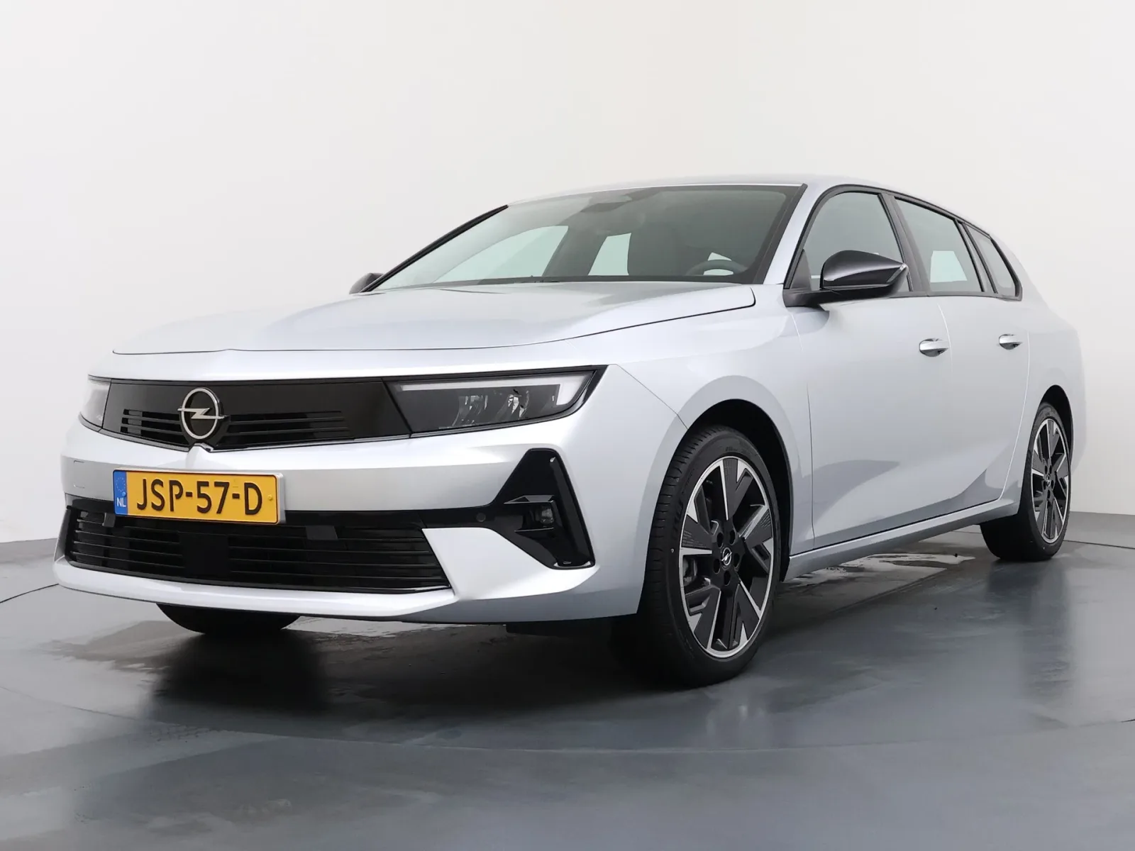 Opel Astra (2025) — foto 1