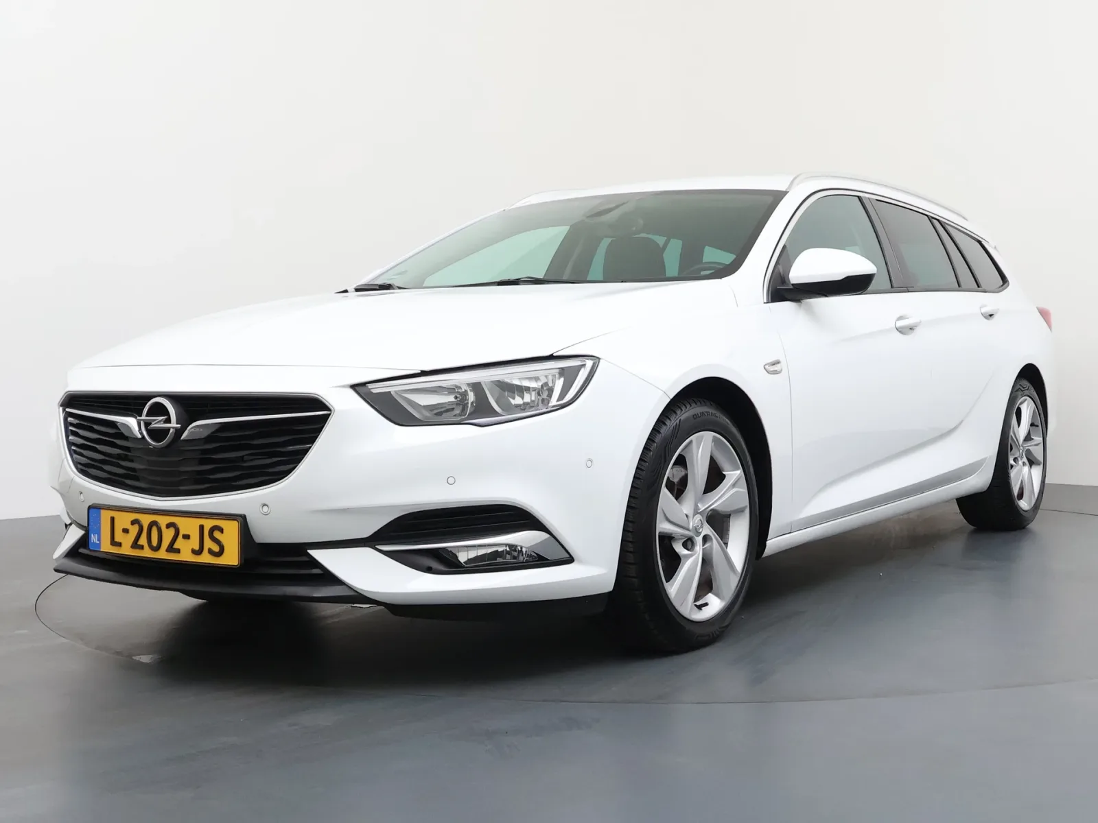 Opel Insignia Sports Tourer (2018) — foto 1
