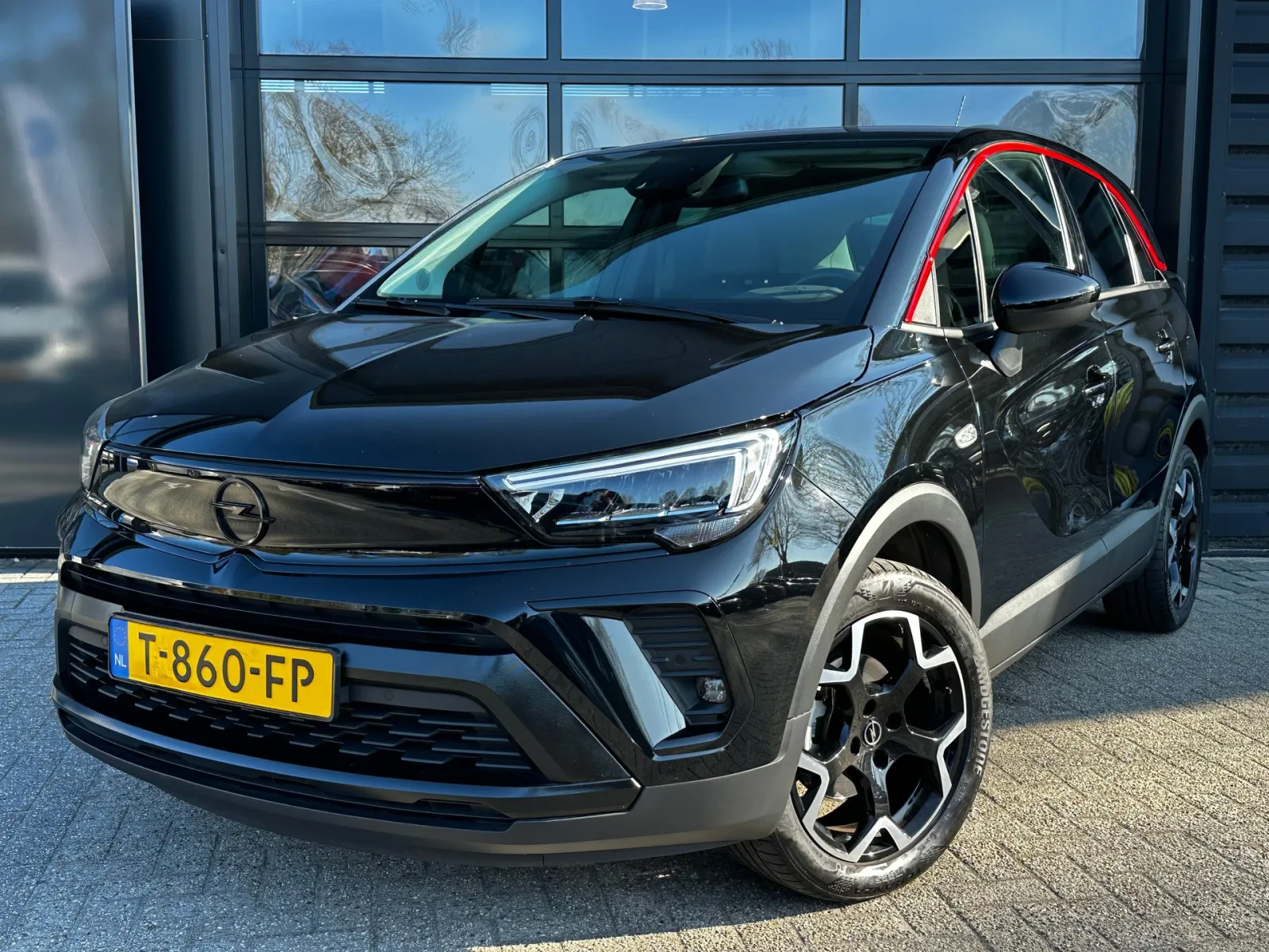 Opel Crossland (2023) — foto 1