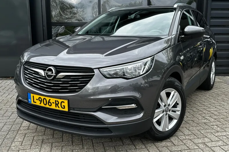 Opel Grandland X (2019)