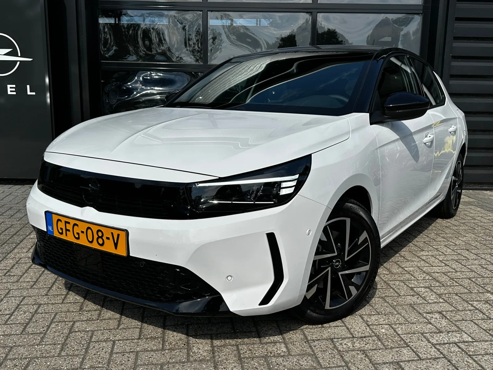 Opel Corsa (2024) — foto 1