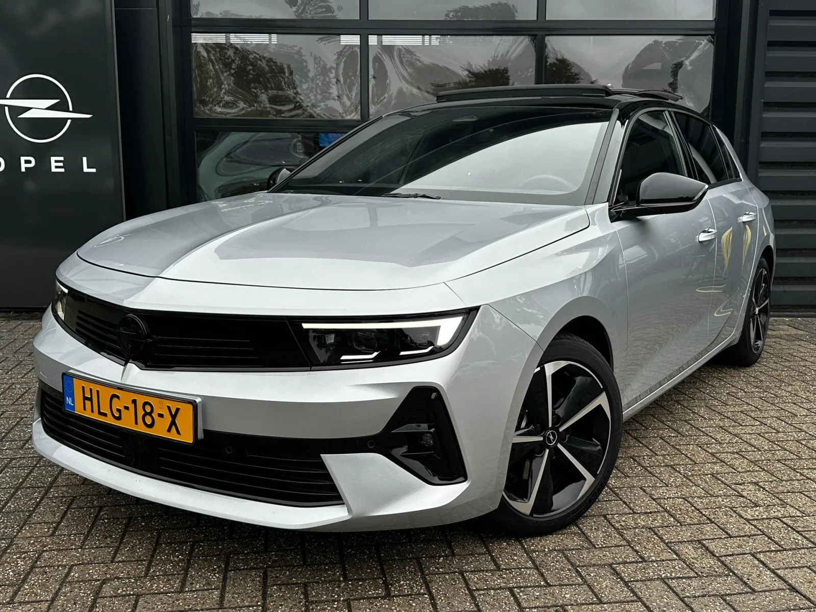 Opel Astra (2025) — foto 1