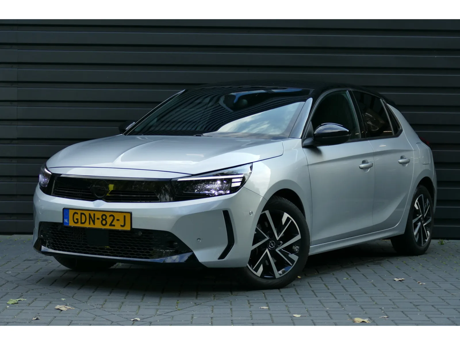 Opel Corsa (2024) — foto 1