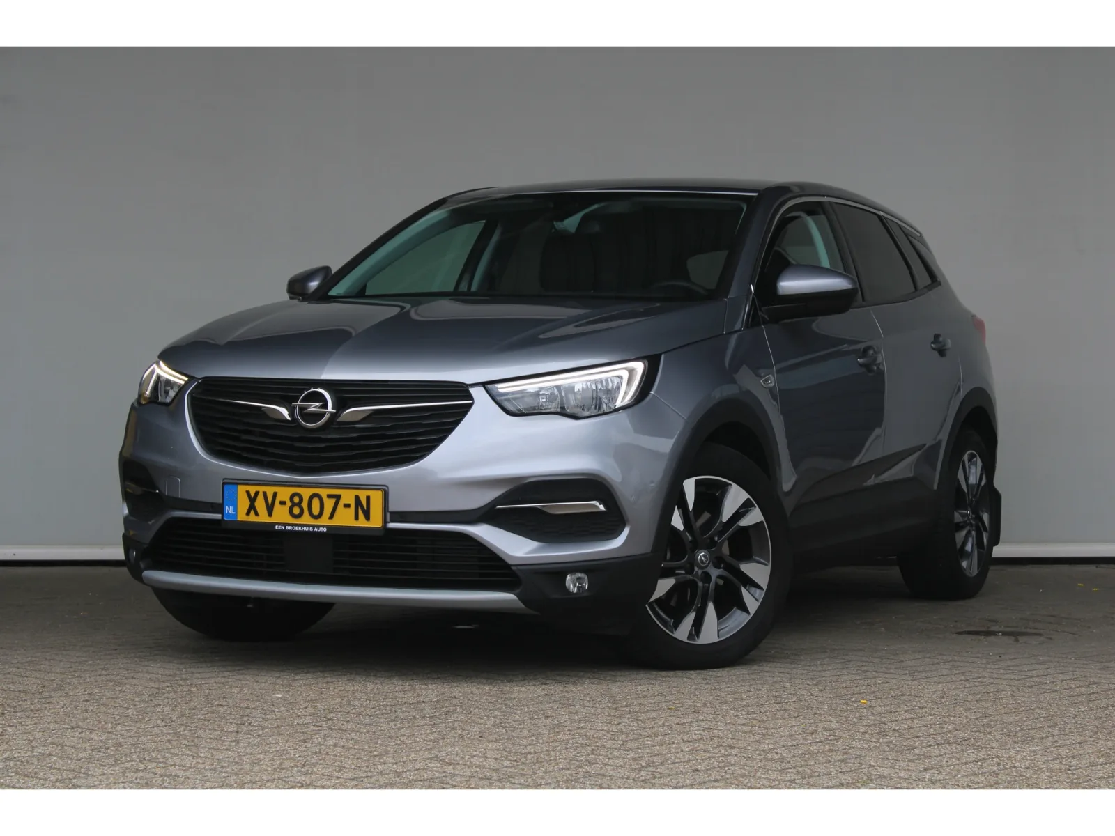Opel Grandland X (2019) — foto 1