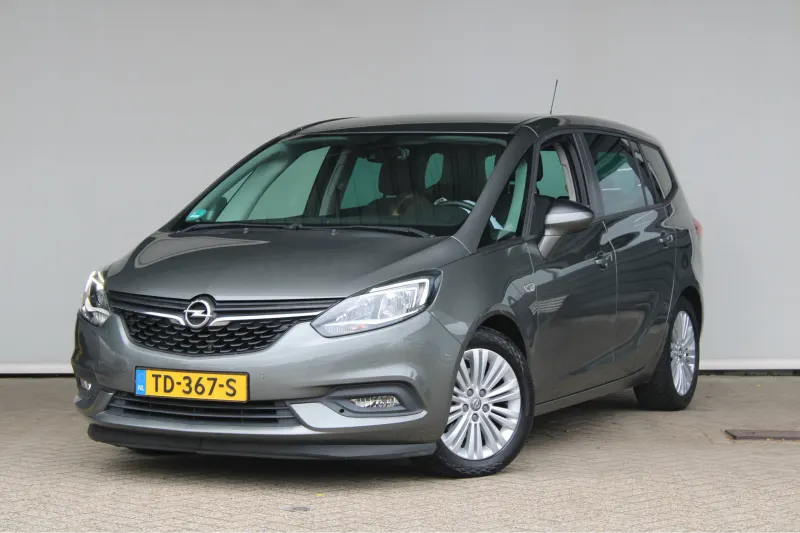 Opel Zafira (2018)