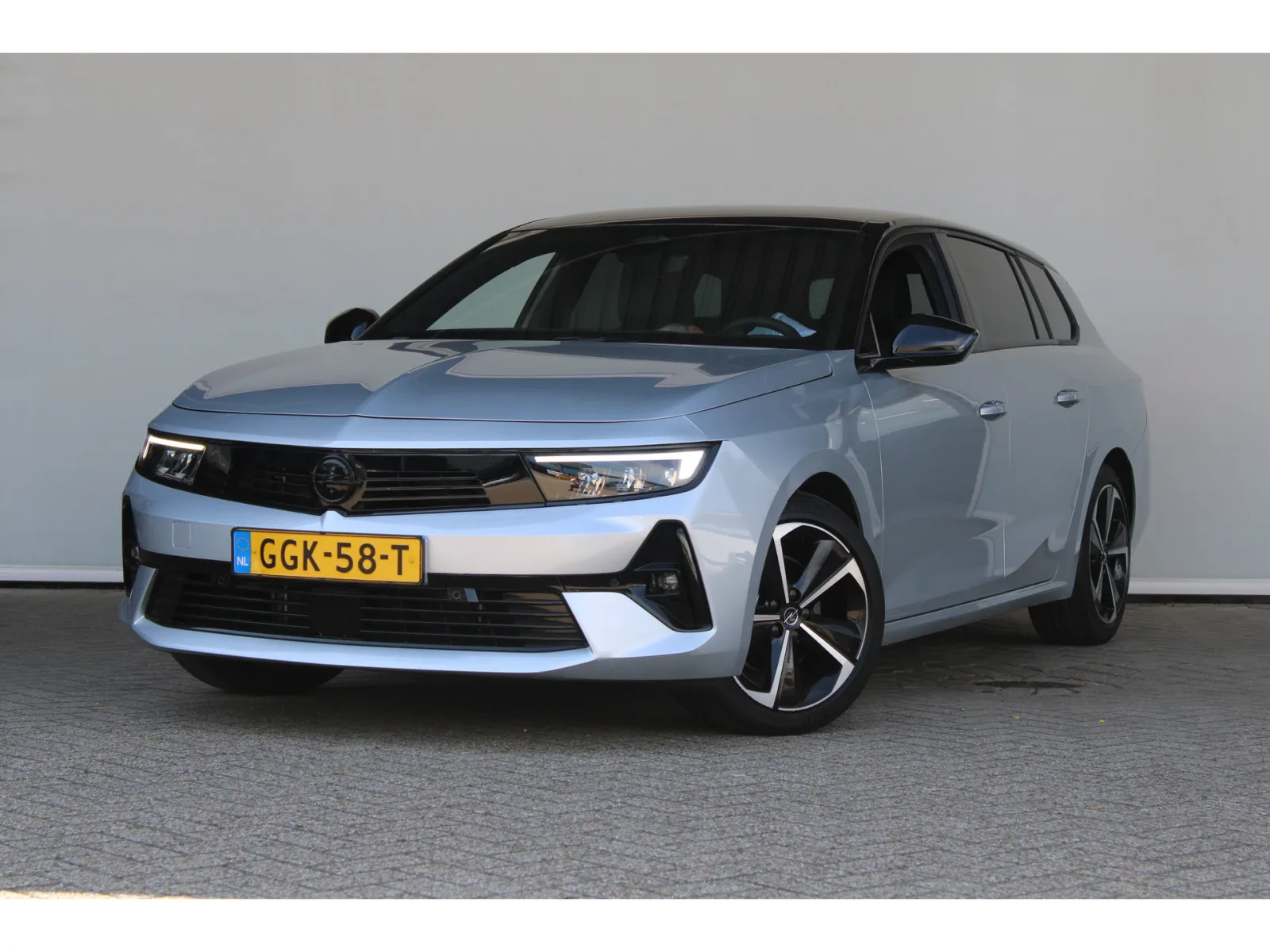 Opel Astra Sports Tourer (2024) — foto 1