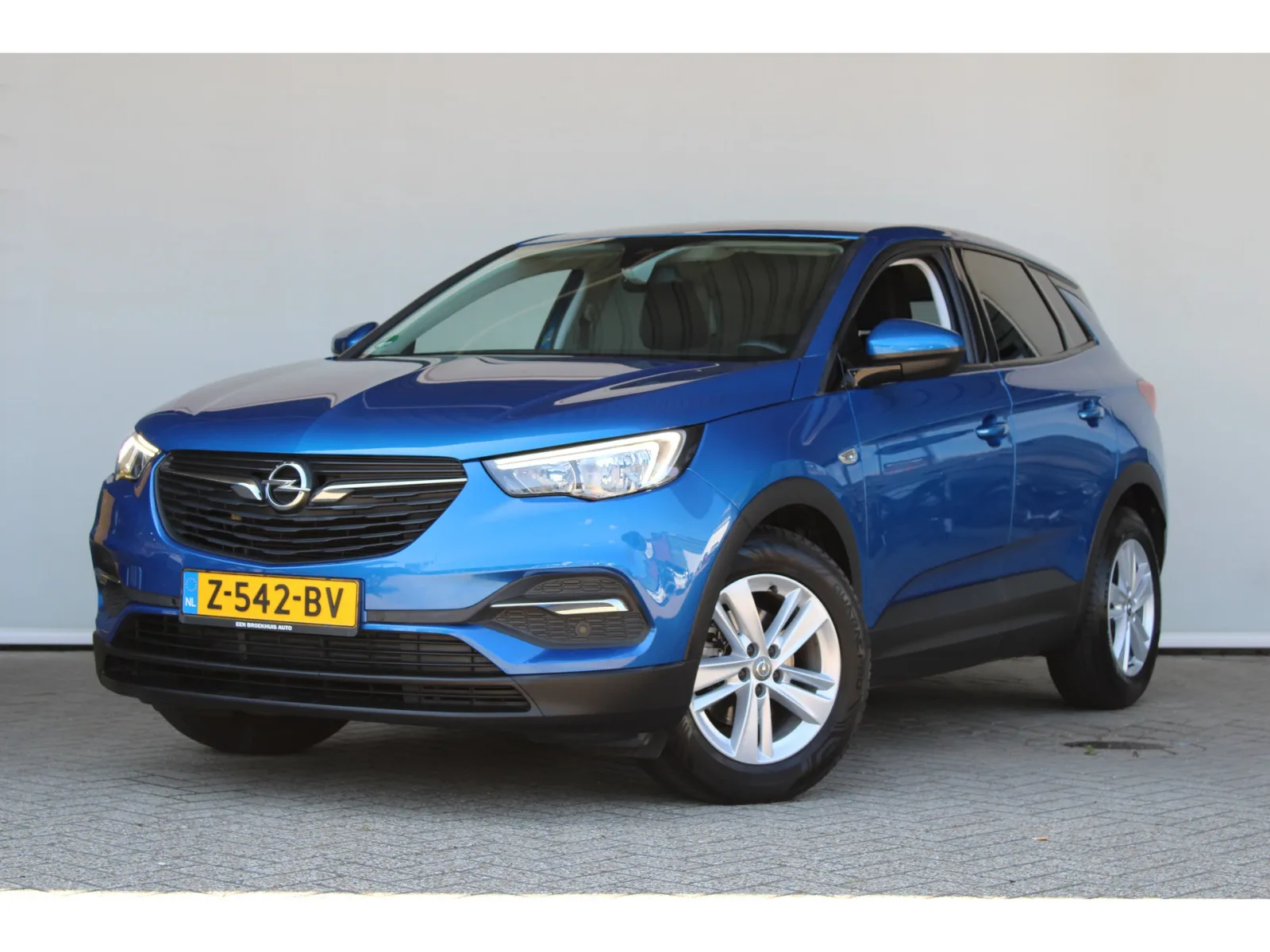 Opel Grandland X (2018) — foto 1
