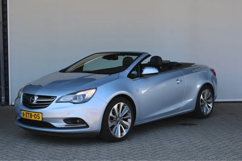 Opel Cascada (2015)
