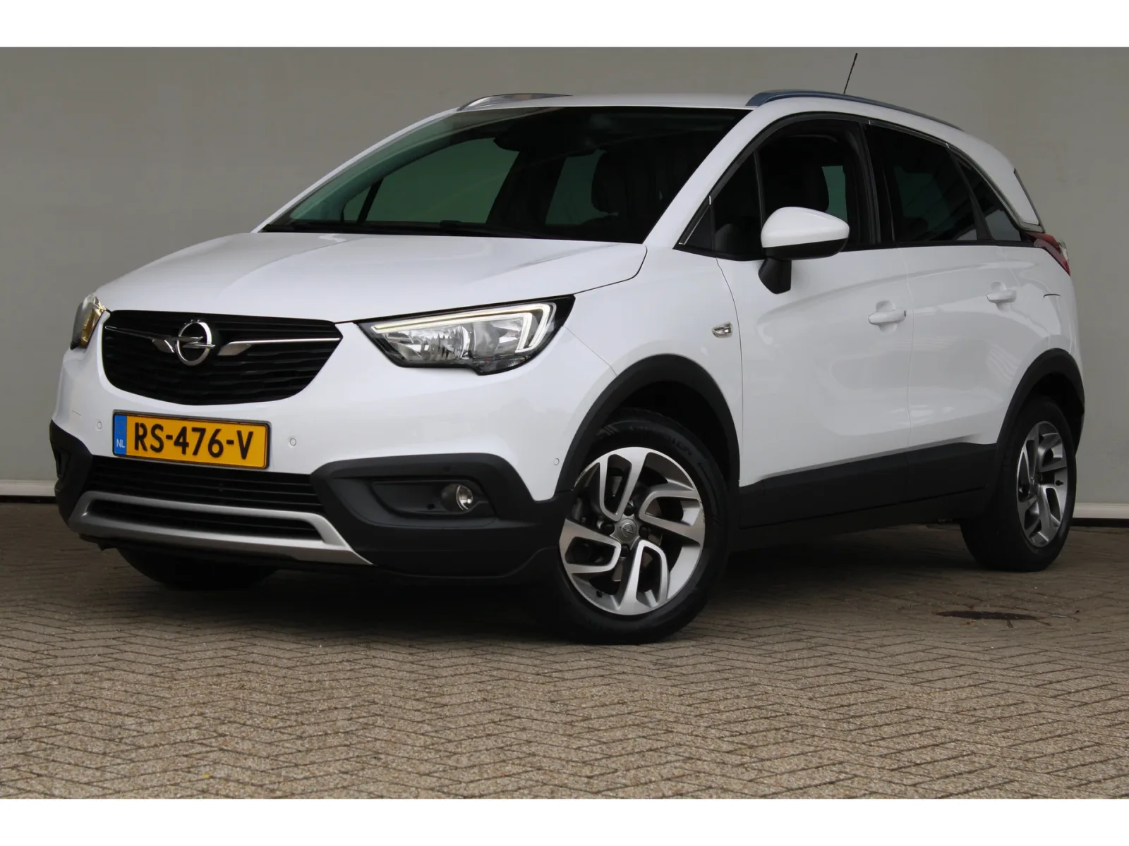 Opel Crossland X (2018) — foto 1