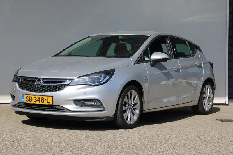 Opel Astra (2017)
