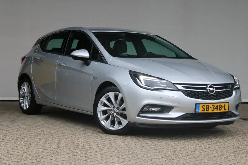 Opel Astra (2017)