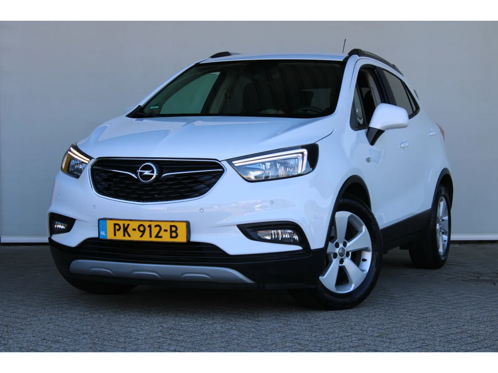 Opel Mokka X (2017) — foto 1