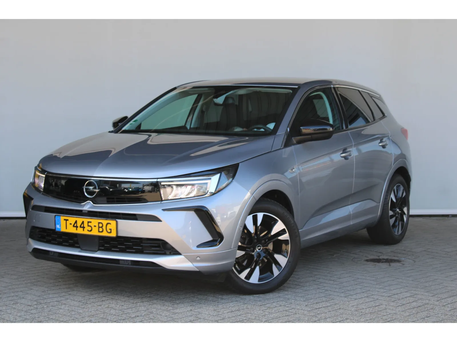 Opel Grandland (2023) — foto 1