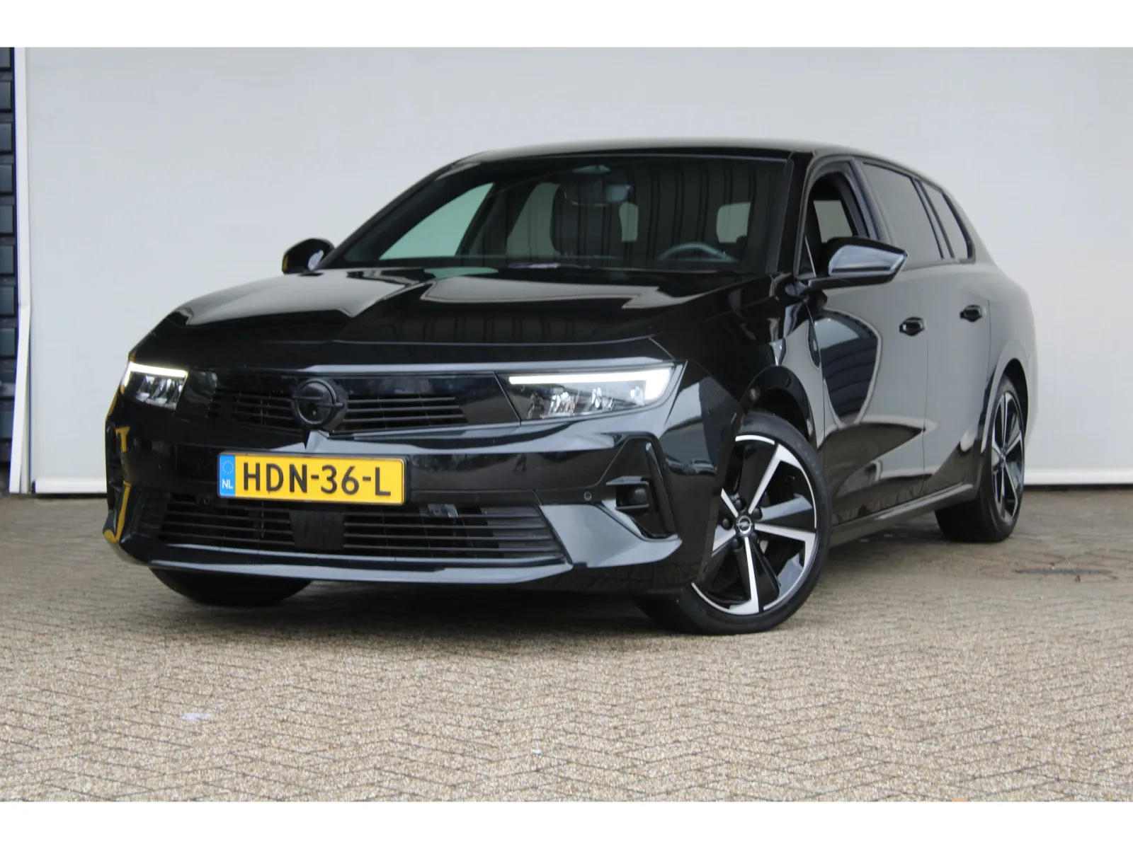 Opel Astra (2025) — foto 1