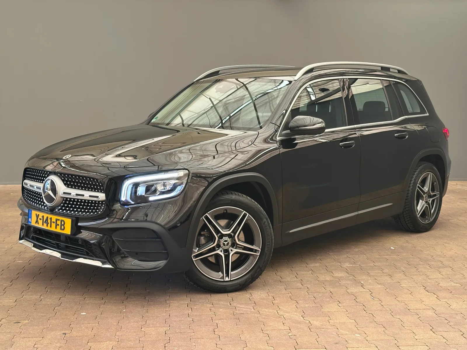Mercedes-Benz GLB-Klasse (2023) — foto 1