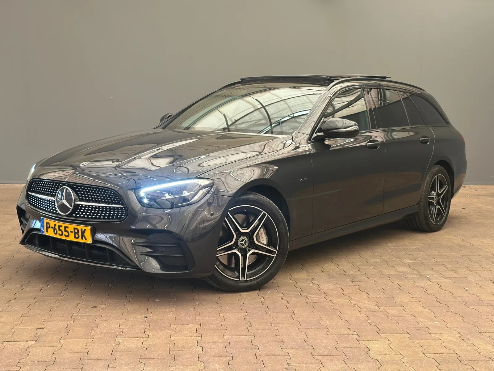 Mercedes-Benz E-Klasse (2021) — foto 1