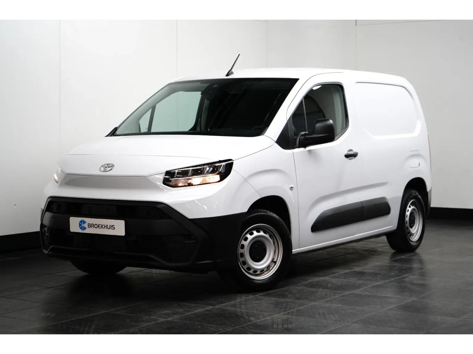 Toyota Proace (2024) — foto 1