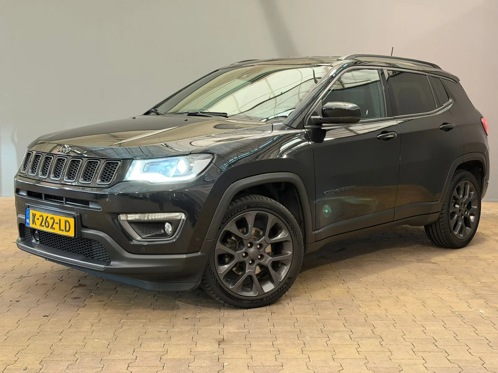 Jeep Compass (2021) — foto 1